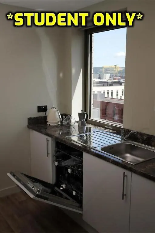 Student Only Zeni 7 Bed Apartment Belfast